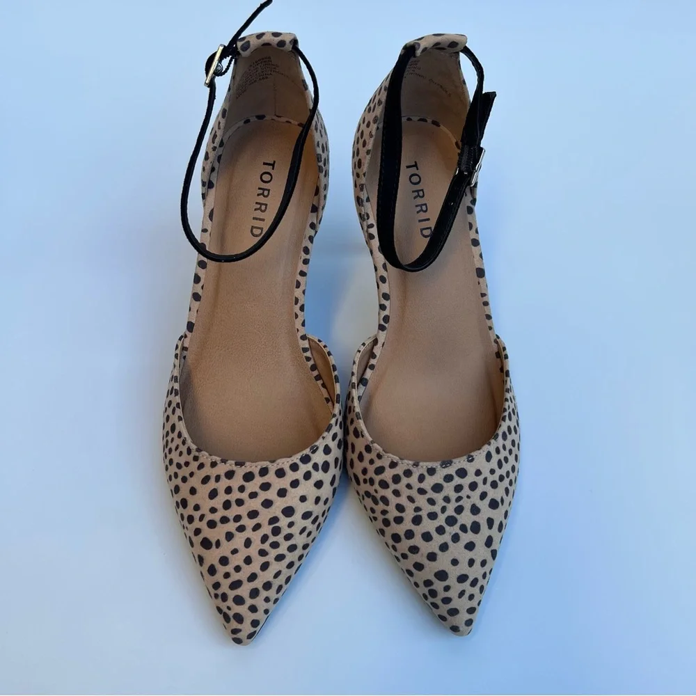 Torrid Cheetah Print Ankle Strap Pump Heals Size 8WW - Picture 2 of 12
